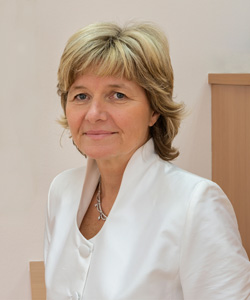 Bojana Mazil Šolinc, direktorica Doma ob Savinji Celje